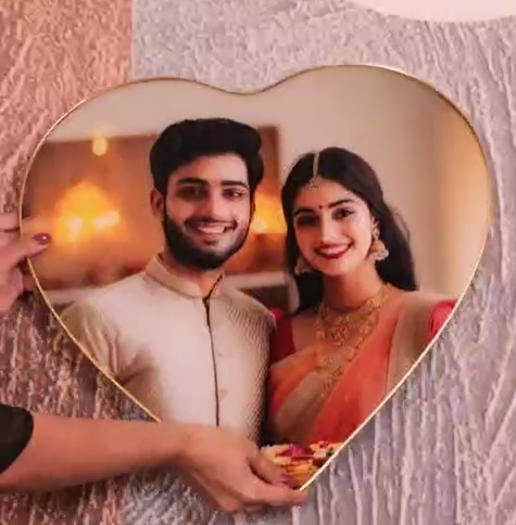 Heart Shape Golden Foil Acrylic Photo Frame