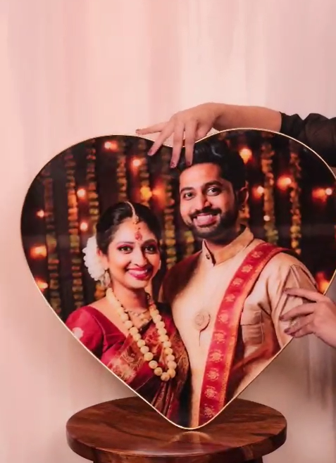 Heart Shape Golden Foil Acrylic Photo Frame
